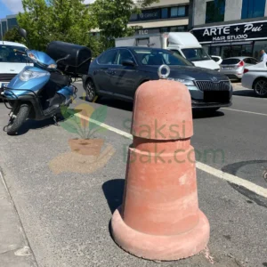 Kırmızı Beton Duba