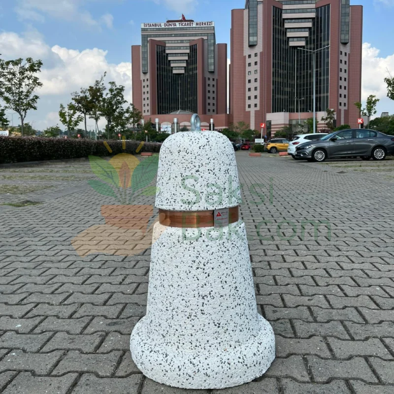 Beyaz Mozaikli Beton Duba